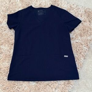 Figs Casma 3 Pocket Scrub Top